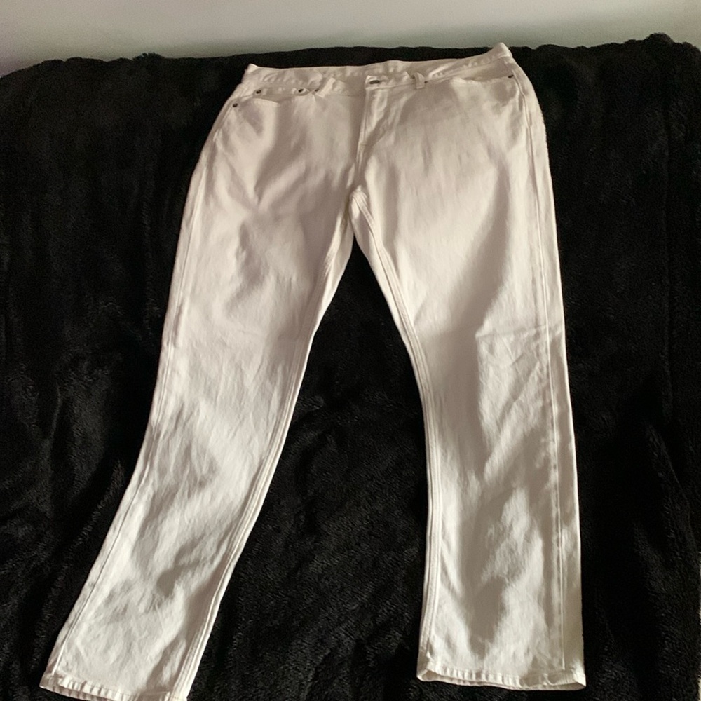 Old Navy 36x32 slim white